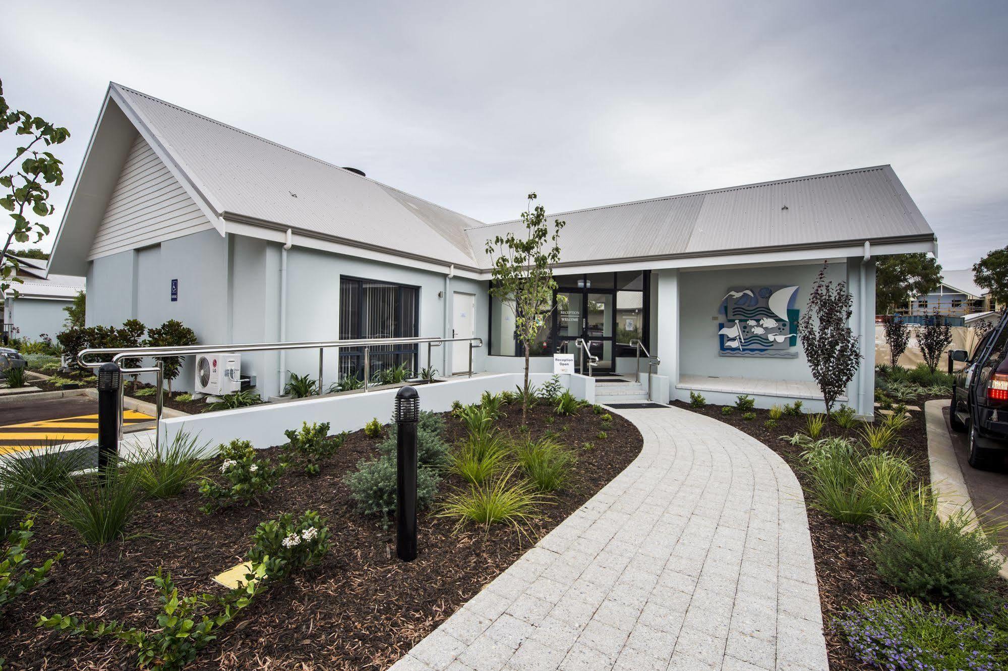 Cape View Beach Resort WEST COAST Extérieur photo