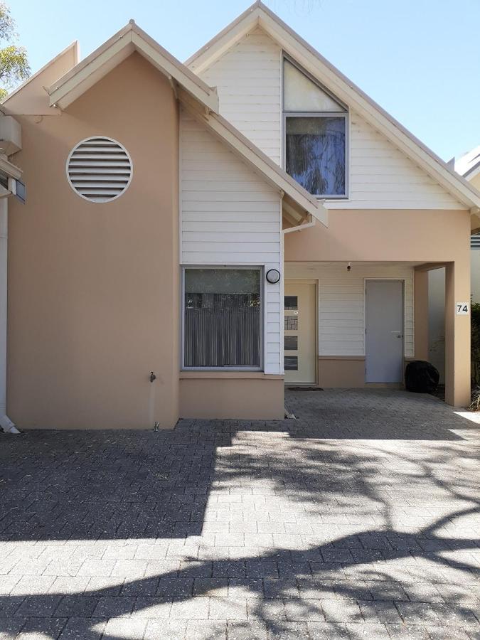 Cape View Beach Resort WEST COAST Extérieur photo
